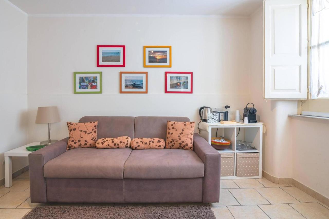Cozy'S House Nel Cuore Della Citta Катания Экстерьер фото