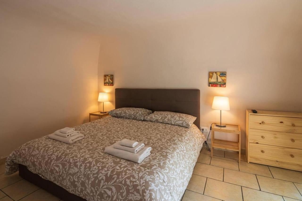 Cozy'S House Nel Cuore Della Citta Катания Экстерьер фото