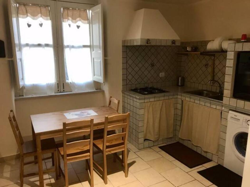 Cozy'S House Nel Cuore Della Citta Катания Экстерьер фото